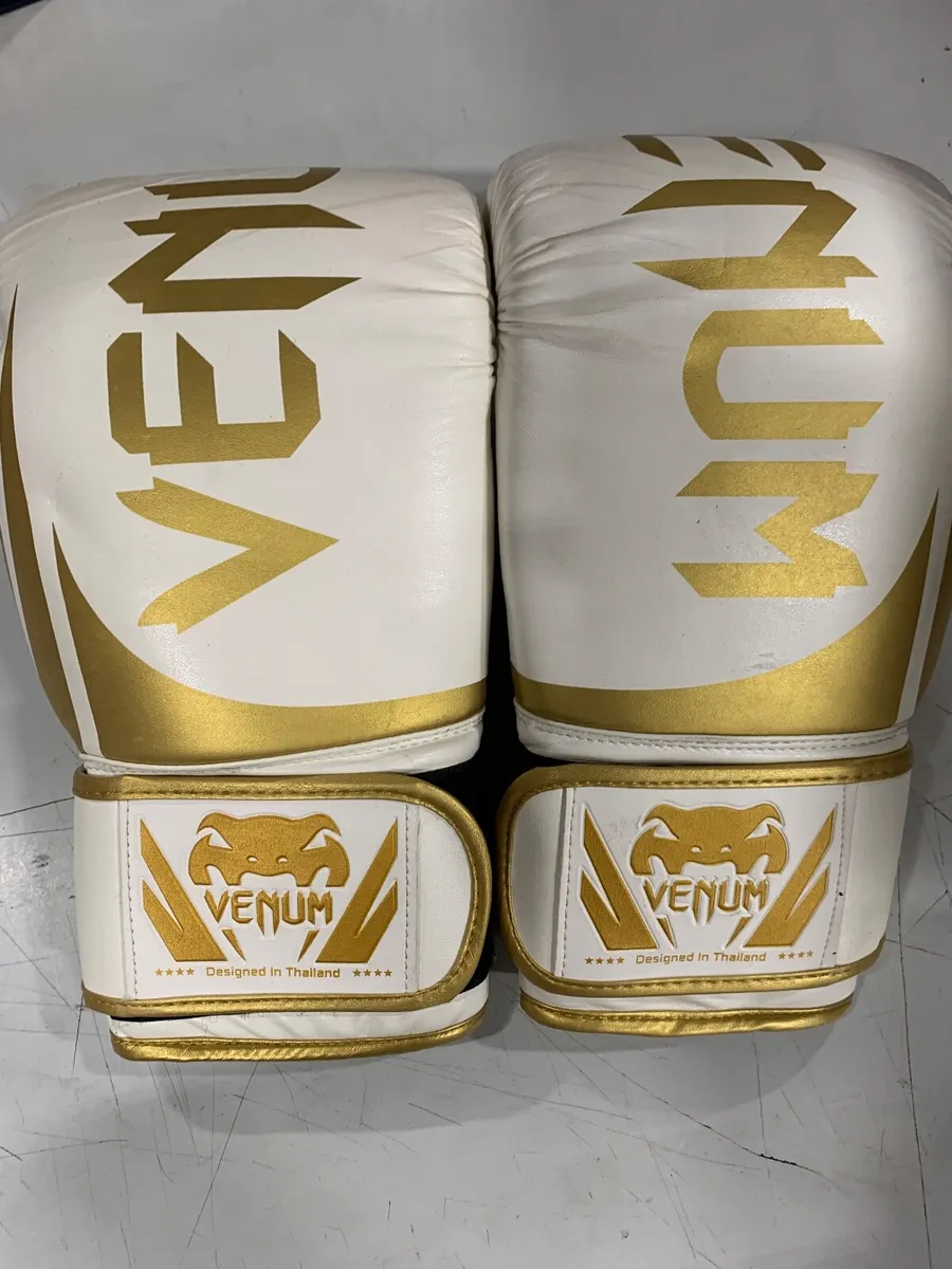 venum boxing gloves